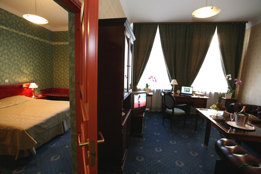 Two-room suite